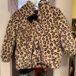 Beautiful child's leopard coat with hood size 6X
